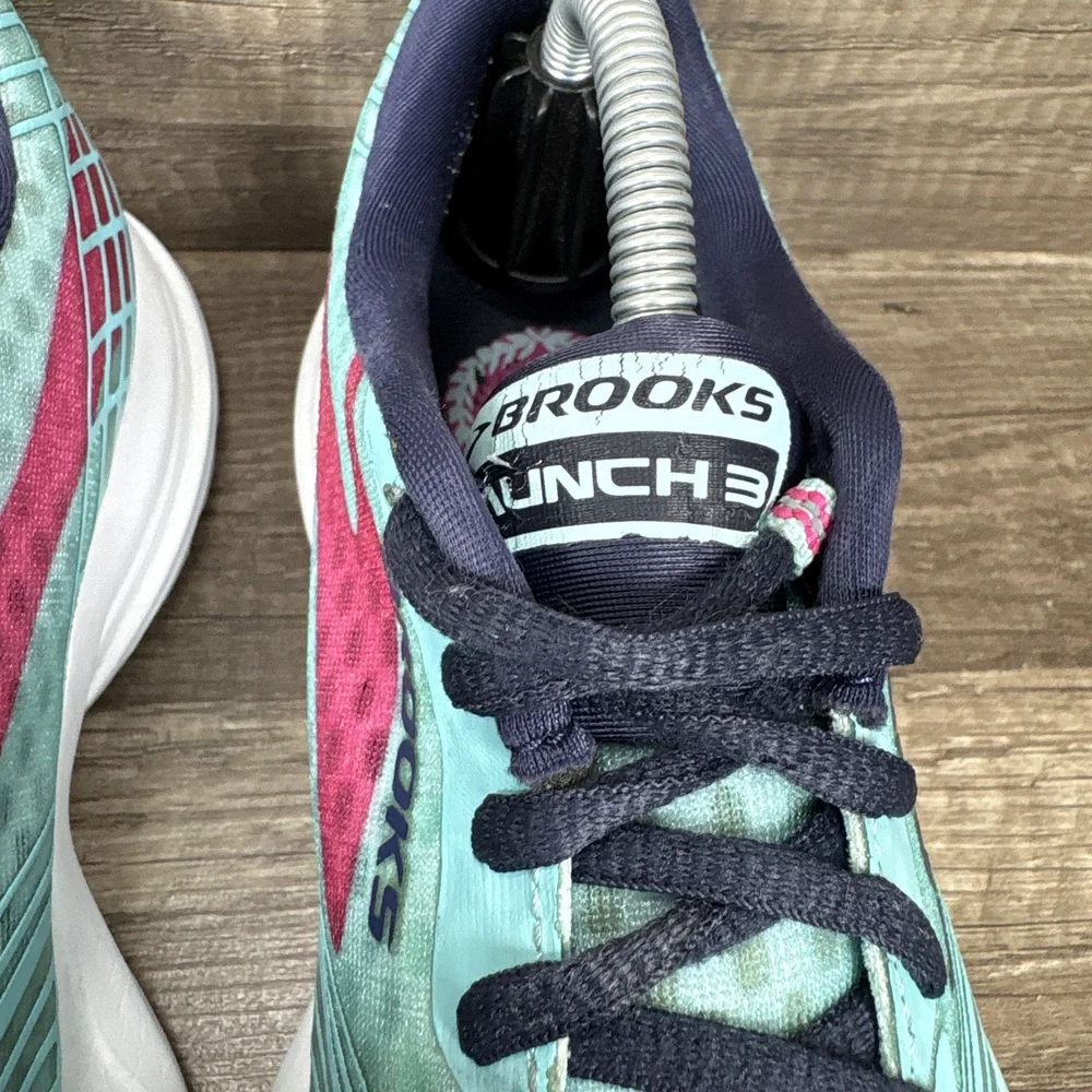 Brooks Launch 3 Green Pink Womens US Size 6.5 EUR 37.5 1202061B436 Running Shoes